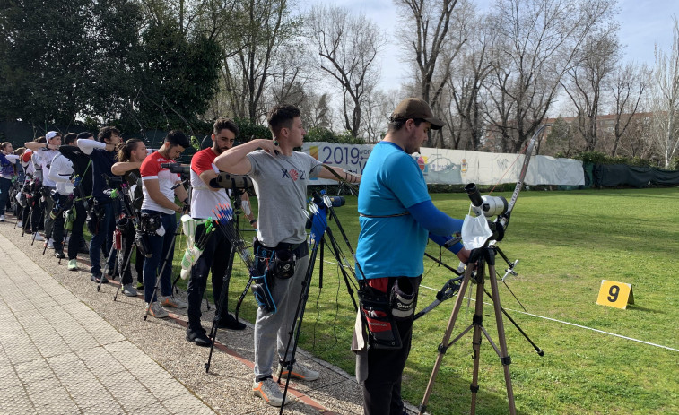 Alvariño toma ventaja en un clasificatorio igualado