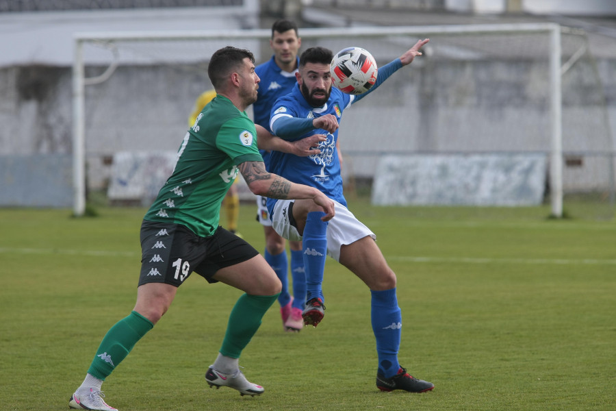 El As Pontes se impone sufriendo al Fisterra