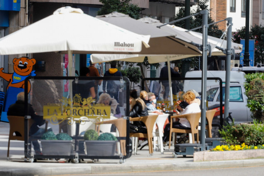 Sanidade mantiene a seis municipios en el nivel máximo de restricciones