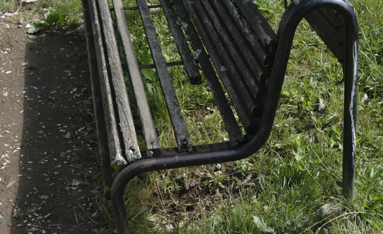 El plástico reciclado sustituirá a la madera en el mobiliario del parque Pablo Iglesias