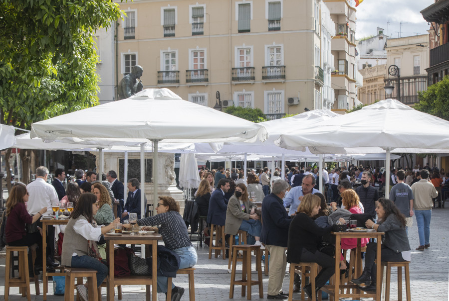 La doble crisis de la restauración en los hoteles: limitada y sin turistas