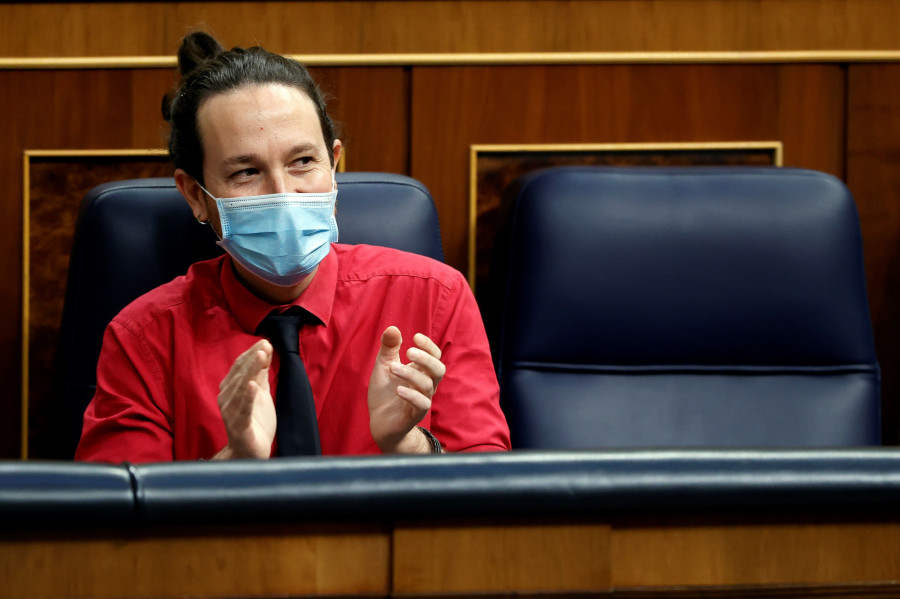 Iglesias alardea de la lucha por la vivienda digna en su debut en precampaña