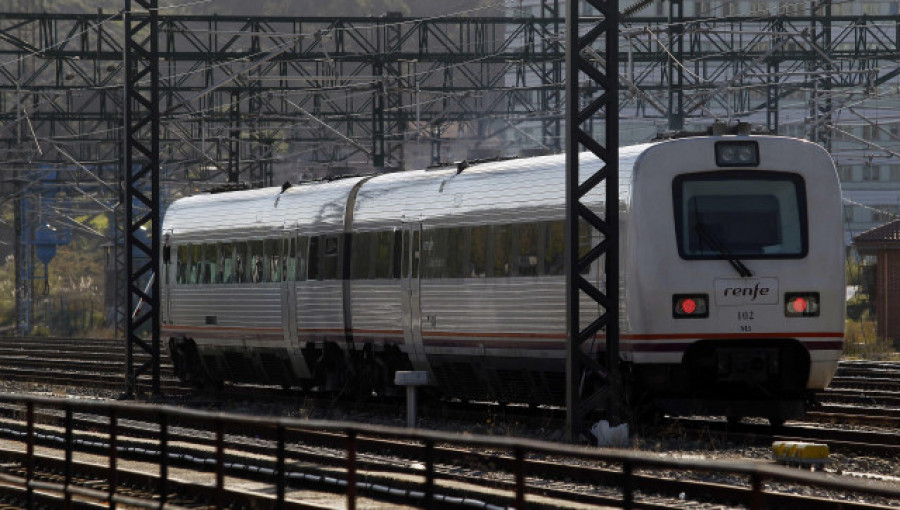 Los ingresos de la conexión en tren a Ferrol solo cubren el 8% de sus gastos