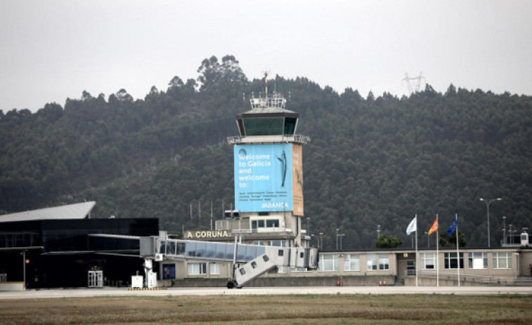 Aena aprueba hacer test de antígenos en el aeropuerto de A Coruña