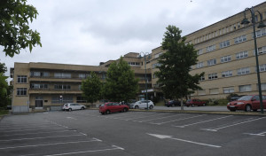 El Hospital Juan Cardona cede su gestión al Grupo Ribera aunque la propiedad será de la Fundación