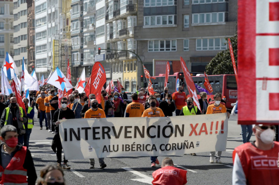 Los trabajadores de Alu Ibérica en A Coruña denuncian una nueva parada "por falta de aluminio"