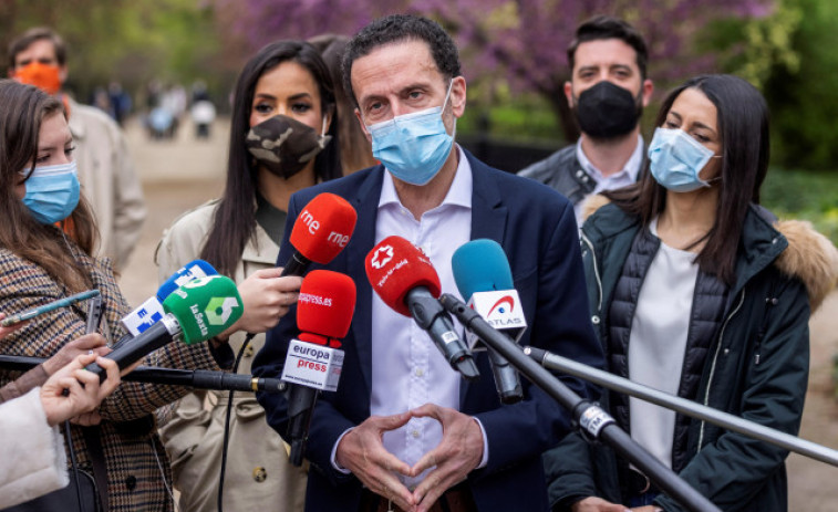 Ciudadanos resta valor a los sondeos que les dejan fuera del Gobierno de Madrid