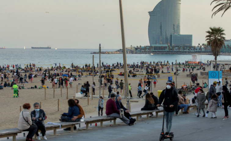 España sigue en riesgo alto tras las vacaciones con un repunte de la incidencia a 163