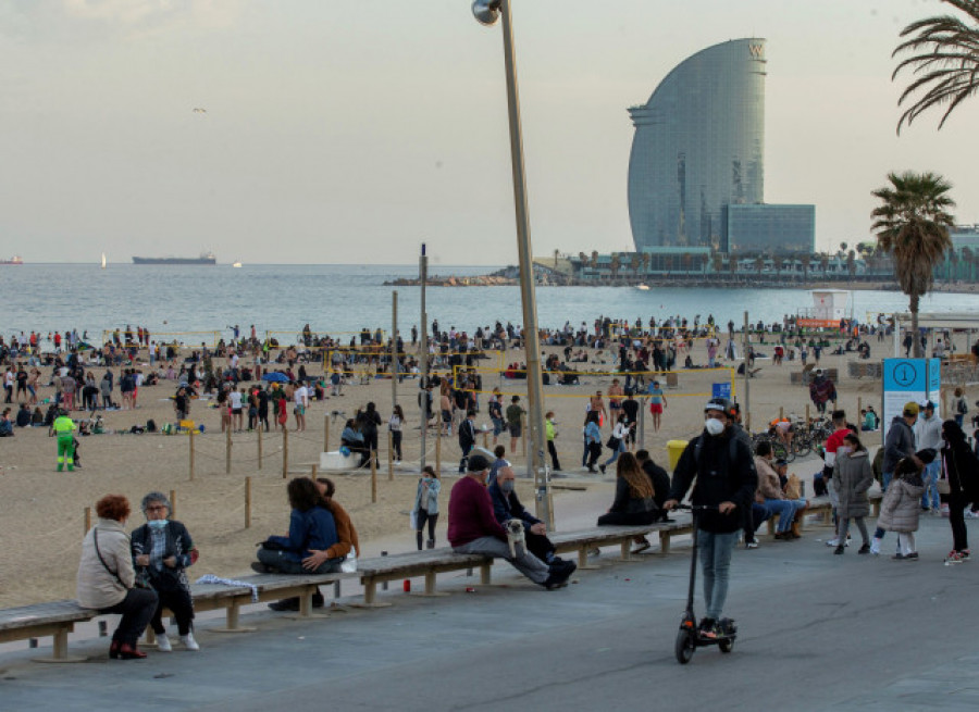 España sigue en riesgo alto tras las vacaciones con un repunte de la incidencia a 163