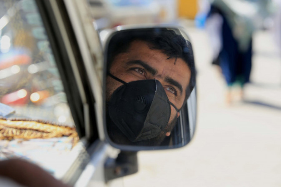 La DGT aclara que no es sancionable no usar mascarilla dentro del coche