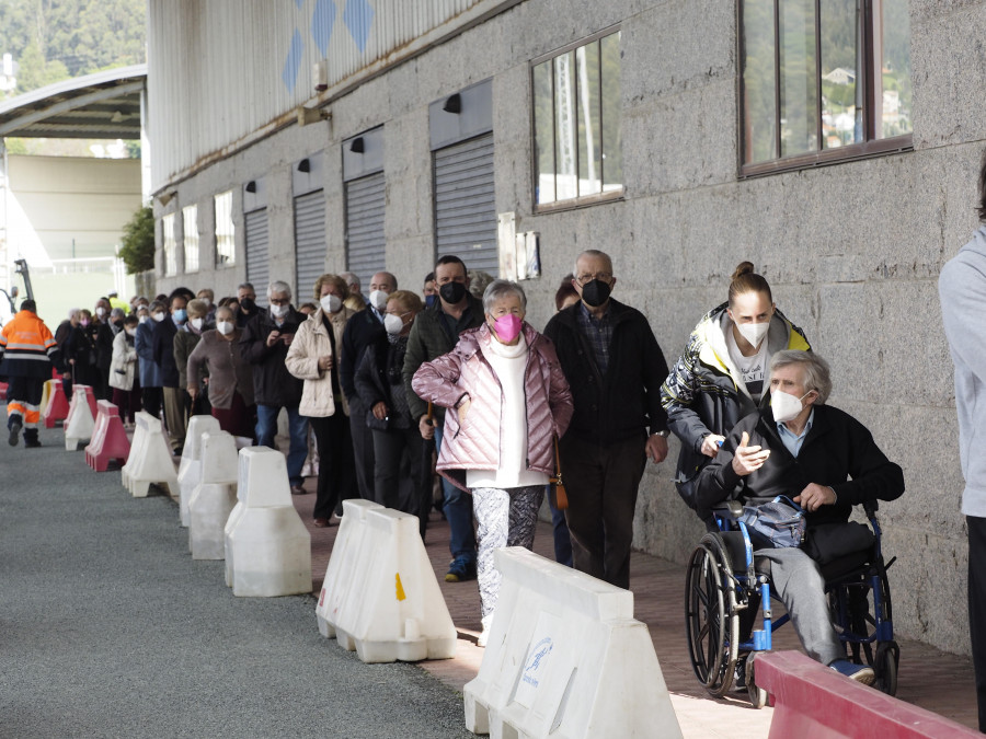 El Área Sanitaria cuenta ya con trece concellos sin casos activos de covid en  la última semana