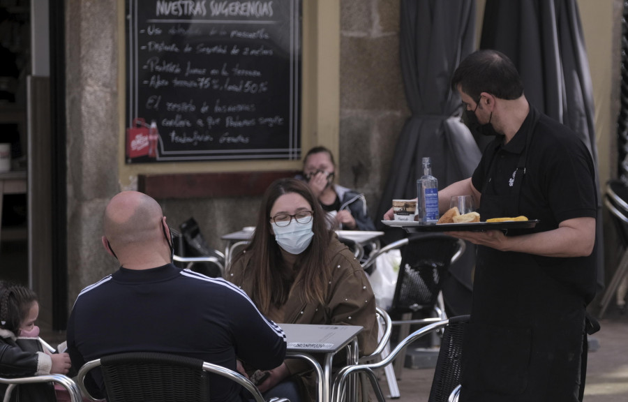 Ferrol, entre las tres ciudades de Galicia con mayores rebajas fiscales por la pandemia