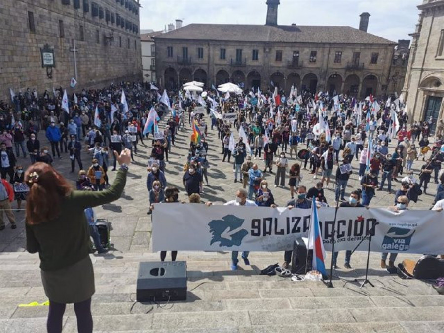 Una multitudinaria manifestación en Santiago reivindica a Galicia como "nación" con "derecho a decidir por sí misma"