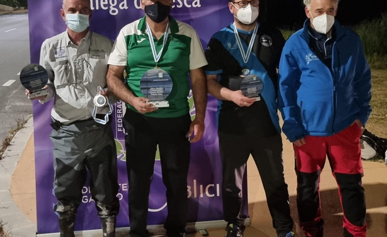 Marque, Couce y Pena copan el podio en el Autonómico de surfcasting de veteranos