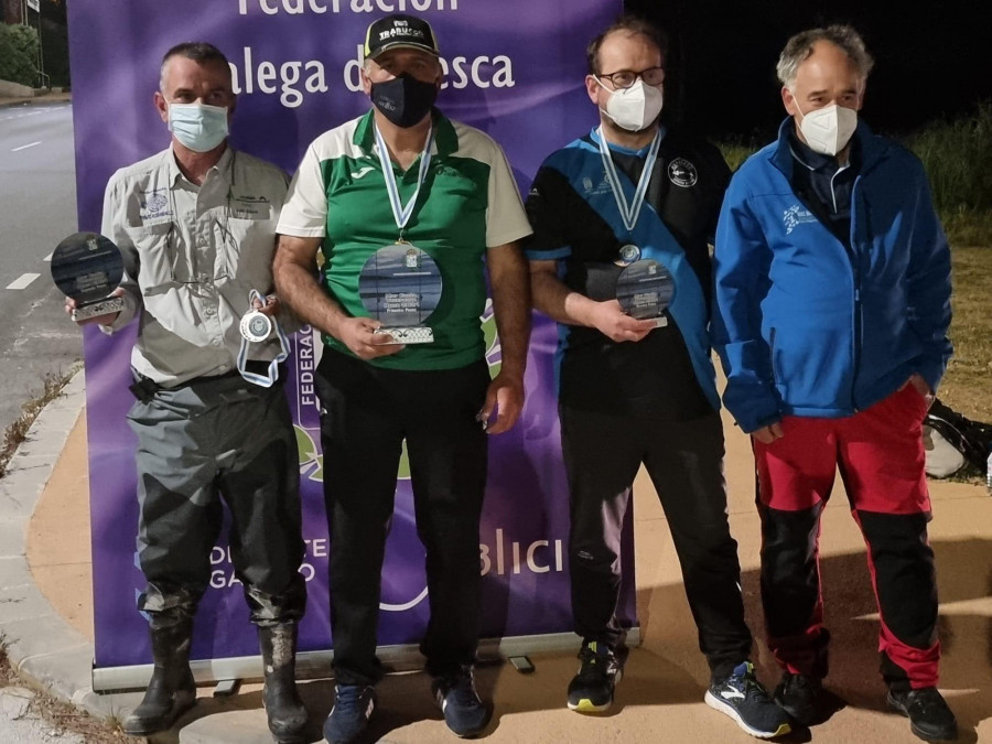 Marque, Couce y Pena copan el podio en el Autonómico de surfcasting de veteranos