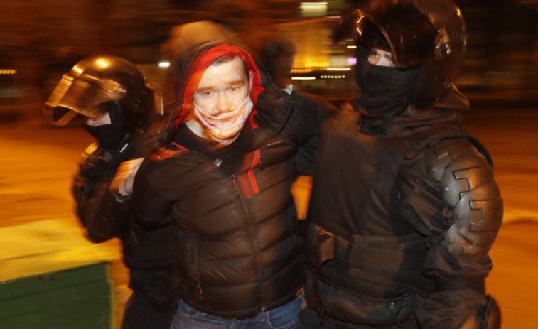 Más de 1.700 detenidos en Rusia en las protestas a favor de Navalni