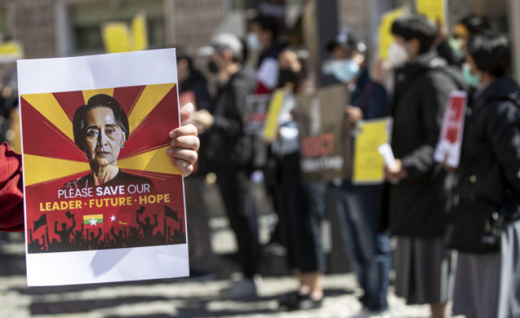 La junta birmana se compromete al cese de la violencia contra los civiles
