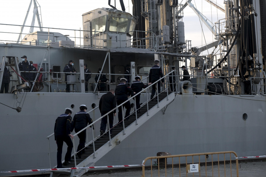 Condenado a tres meses de cárcel un marinero del “Patiño” que llamó “negro de mierda” a un sargento