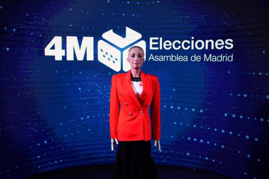 Madrid aplica la inteligencia artificial por primera vez en un proceso electoral a través del robot Sophia