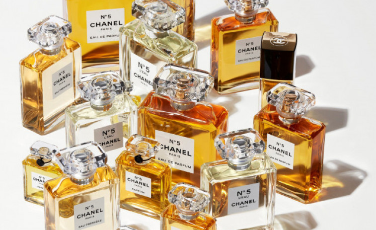 El número 5 de Chanel, cien años de historia en un frasco de cristal