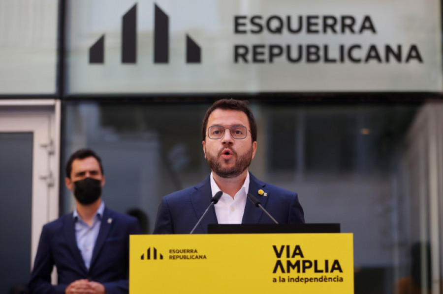 Esquerra hace que se desvanezcan los delirios de Puigdemont