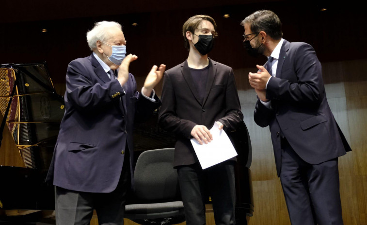 El bielorruso Khandohi, ganador del Concurso Internacional de Piano