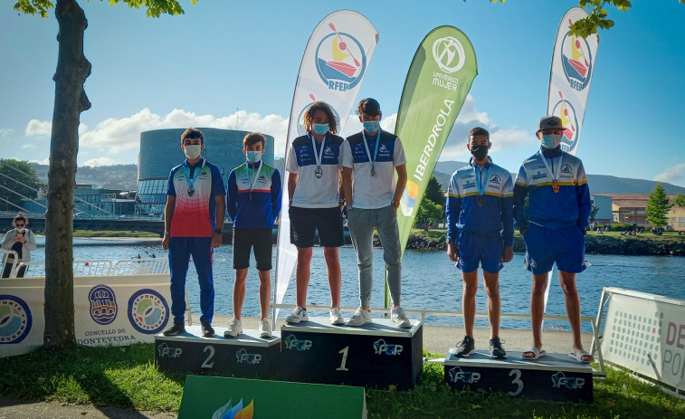 Títulos de maratón para Mateo López, Antonio Polo y Carlos Pedreira en la regata del Lérez