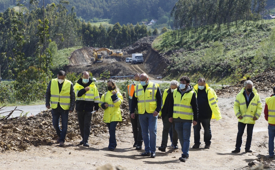 La mejora de la carretera de Cedeira concluirá a mediados del próximo año