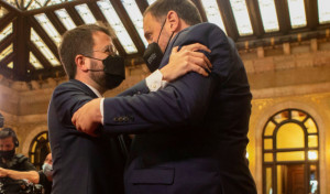 Aragonés, nuevo presidente de la Generalitat al grito de 