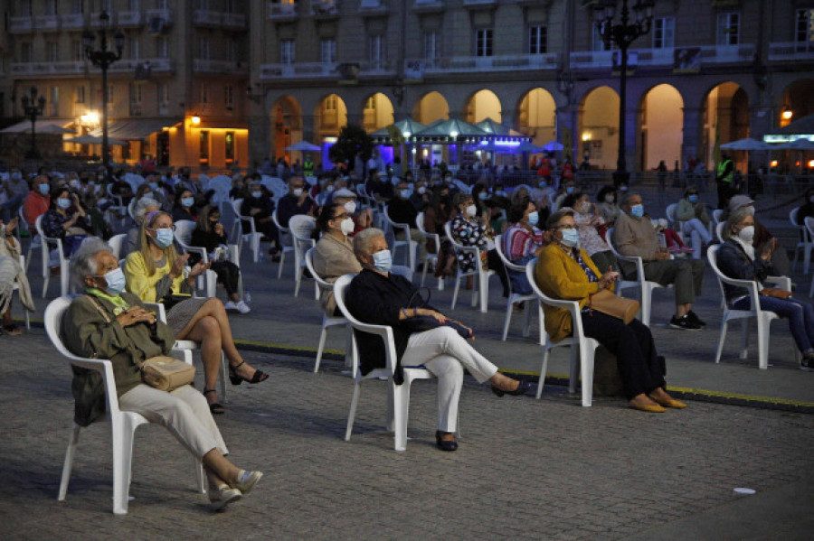 Galicia celebrará espectáculos al aire libre con 10.000 personas sentadas  y hasta 1.000 de pie