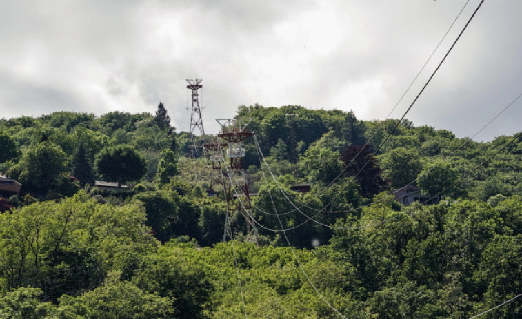 Ascienden a 13 los muertos en el accidente de una cabina de teleférico en Italia