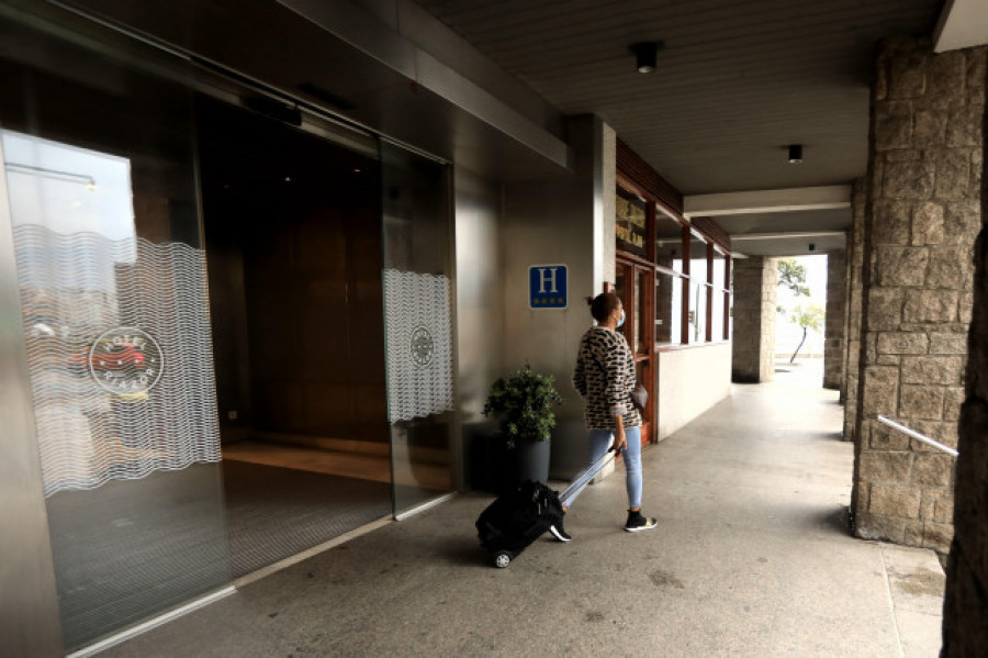 Los usuarios del Carné Xove tendrán descuentos especiales en 50 hoteles de Galicia
