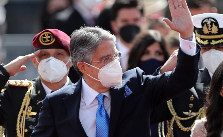 El conservador Guillermo Lasso jura como presidente de Ecuador y augura el 