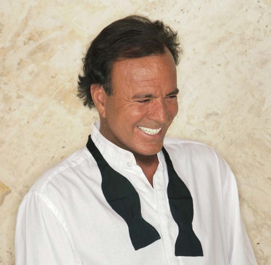 La voz ciática de Julio Iglesias