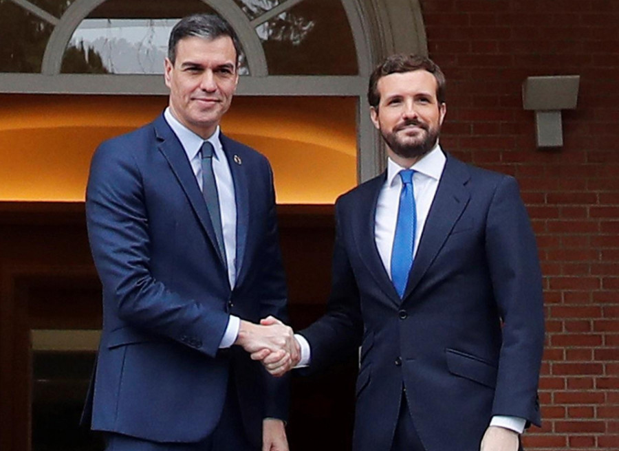 La deslealtad de Pedro Sánchez con Pablo Casado