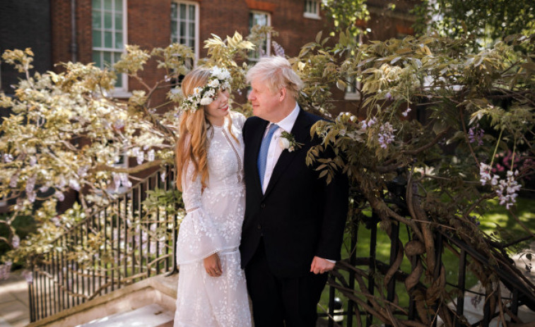 Boris Johnson se casa con Carrie Symonds en la catedral católica de Westminster