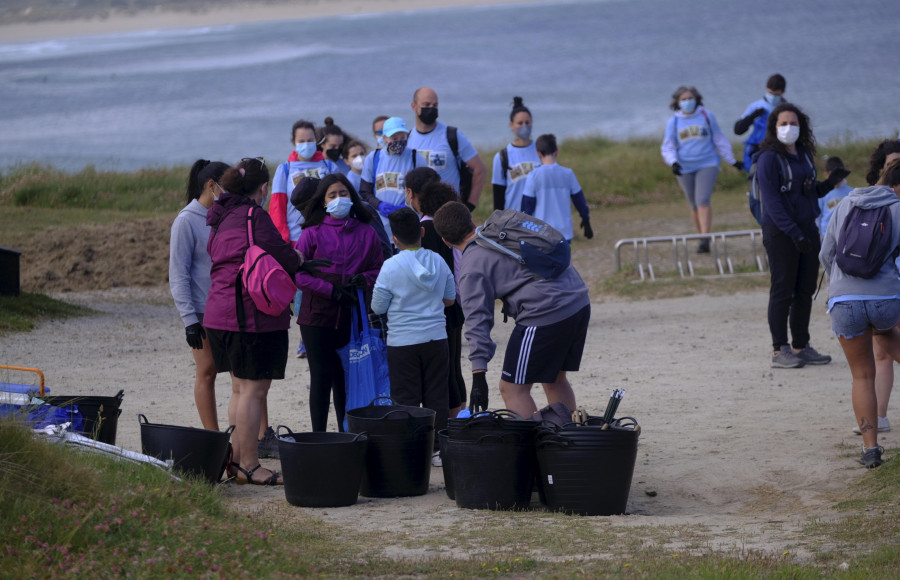 La limpieza de las playas, en la agenda de los negocios de la ciudad