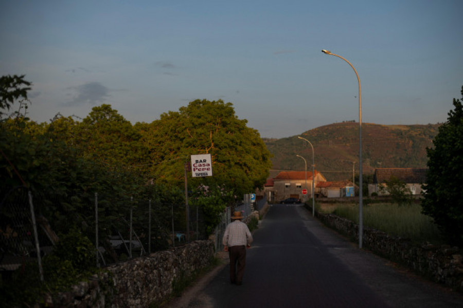 Se buscan nuevos vecinos para Galicia, donde cada semana muere una aldea