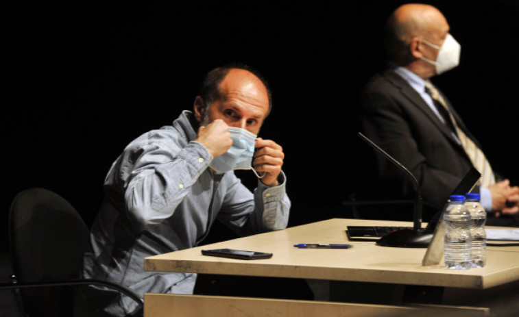 El alcalde de Ourense pierde la cuestión de confianza tras abstenerse el PP