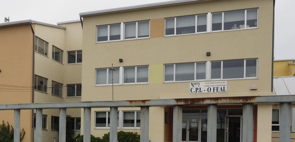 Abierto el plazo para solicitar el servicio de madrugadores y las ayudas escolares en Narón