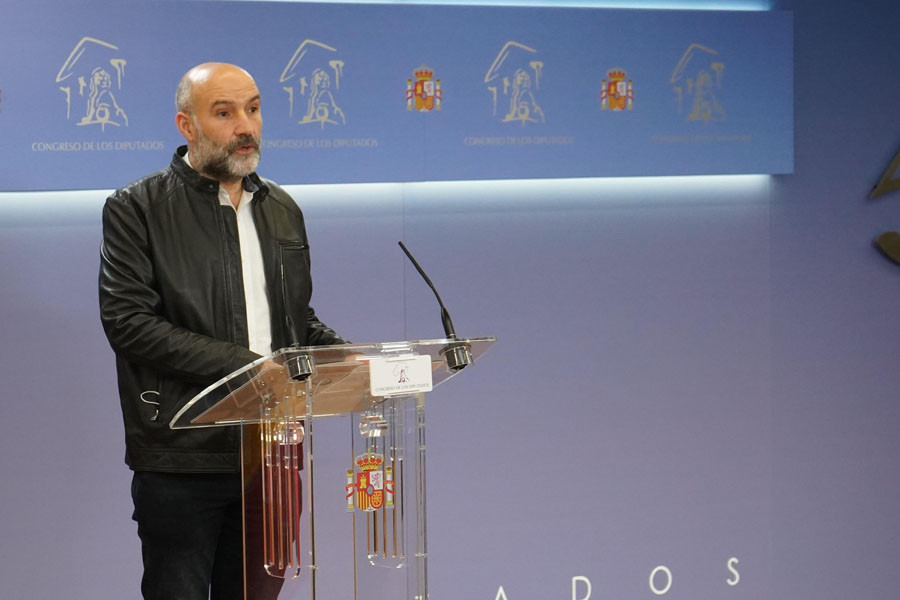 Urgen en el Congreso la paralización del parque eólico de Pena do Corvo