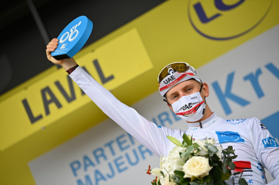 Pogacar vuela en la crono y Van der Poel sigue líder del Tour