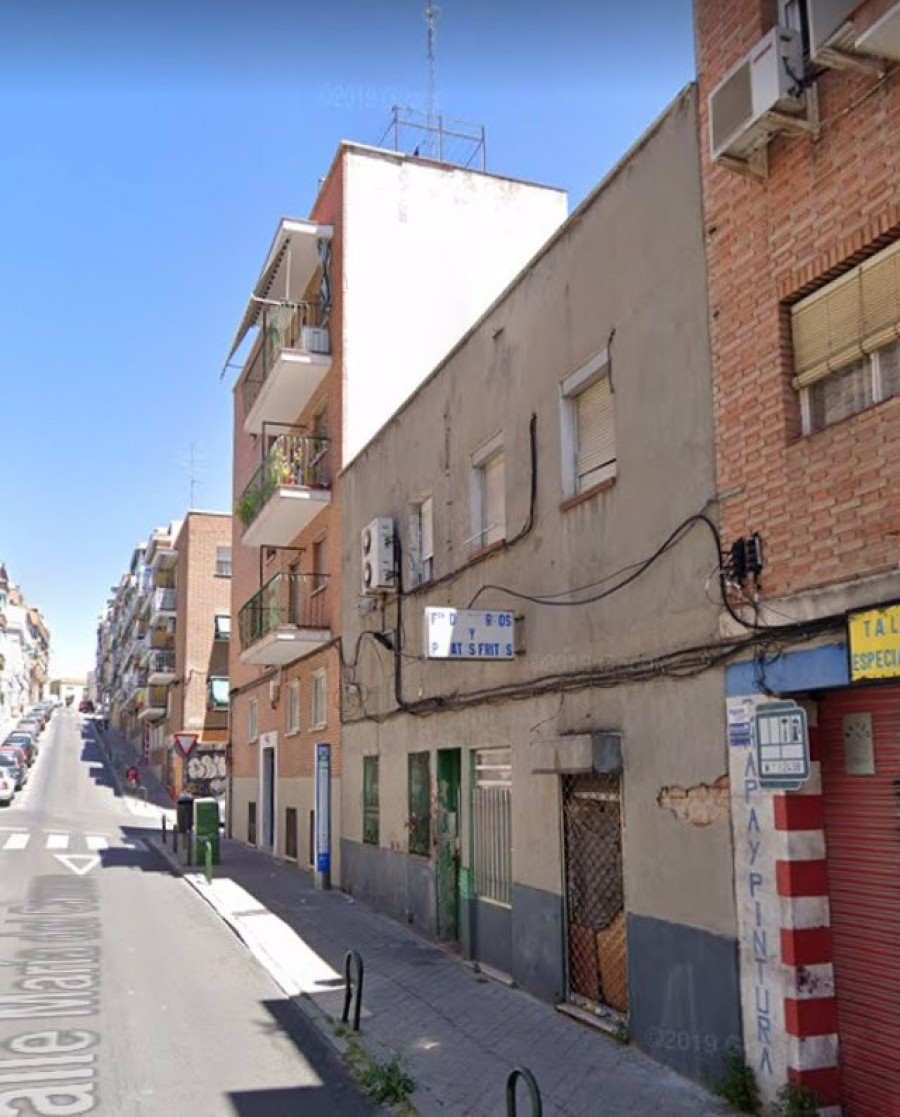 Los GEO arrestan a un hombre que disparó a su hermano y luego se atrincheró en un local okupado en Madrid capital