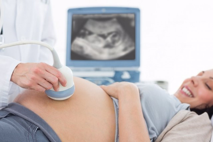 Las mujeres embarazadas o que planean estarlo pueden vacunarse con seguridad contra la COVID-19