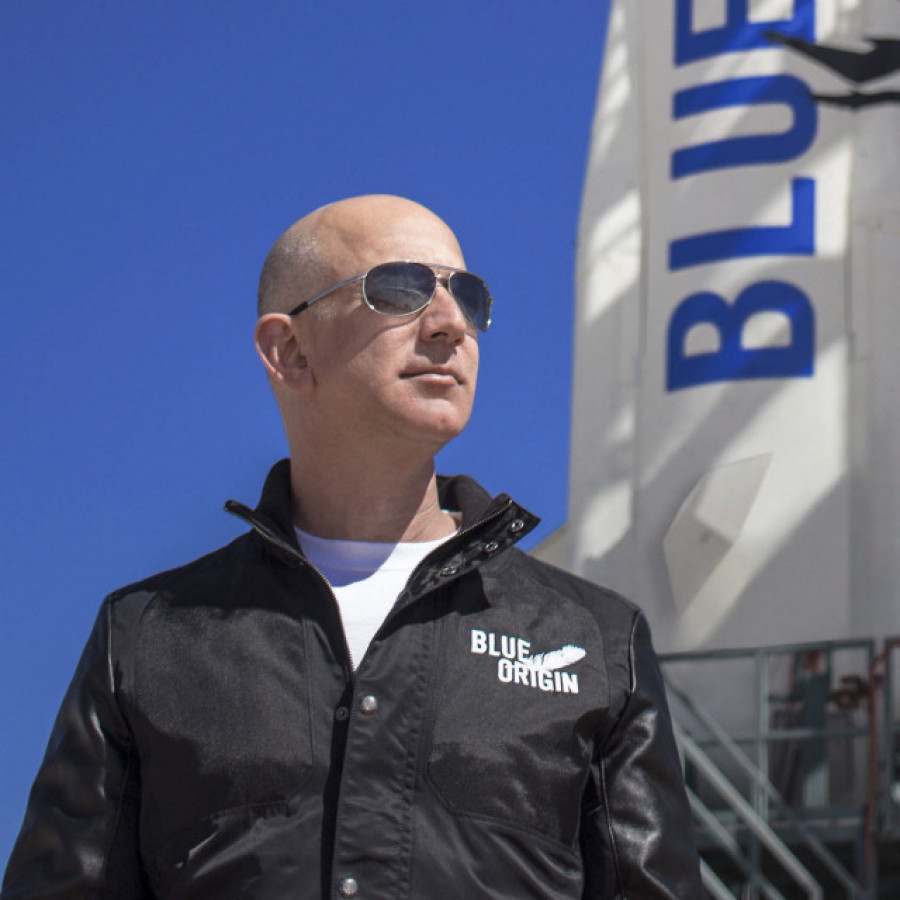 Jeff Bezos ya tiene afición de jubilado