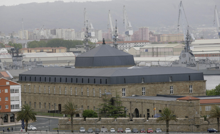 La Armada abre al público sus actos en Ferrol por el Carmen