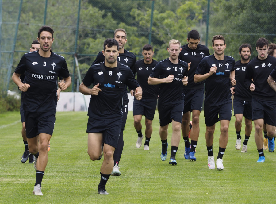 El Racing se pone en marcha con su primer entrenamiento en A Malata