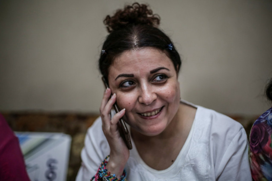 Liberada la destacada activista egipcia Esraa Abdelfatah tras casi dos años en prisión preventiva