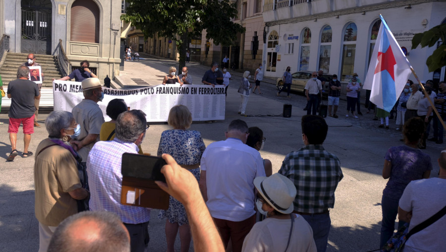 Exigen la construcción de un monumento para recordar a las víctimas del franquismo