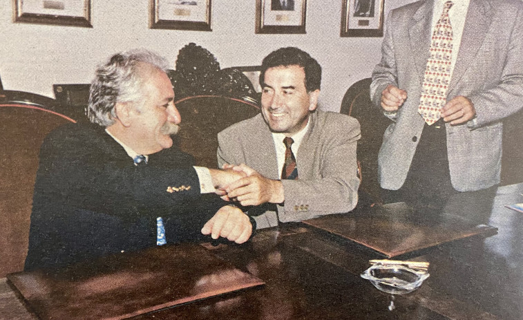 Hace 25 años: El Ayuntamiento de Ferrol y Bazán firman el convenio fiscal